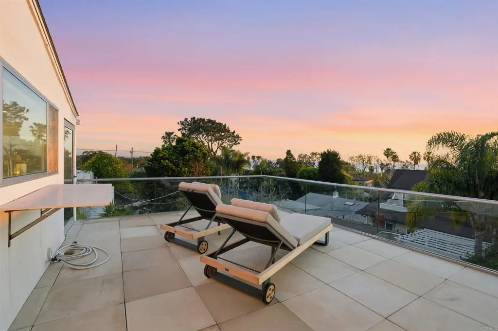 https://cdn.realtyfeed.com/cdn/127/307086073/d83eebbb672b52891798f52374936632.webp