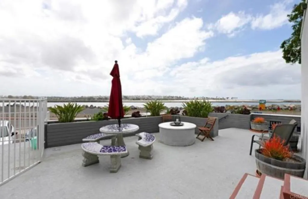 https://cdn.realtyfeed.com/cdn/127/307086092/cc176acec02f3d2afadf63751eb36b05.webp