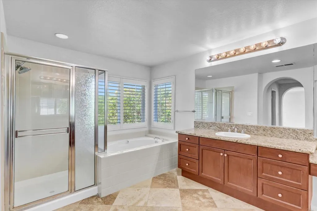 https://cdn.realtyfeed.com/cdn/127/307086101/a0bb99e0516c29ce7158fb38043f92c0.webp
