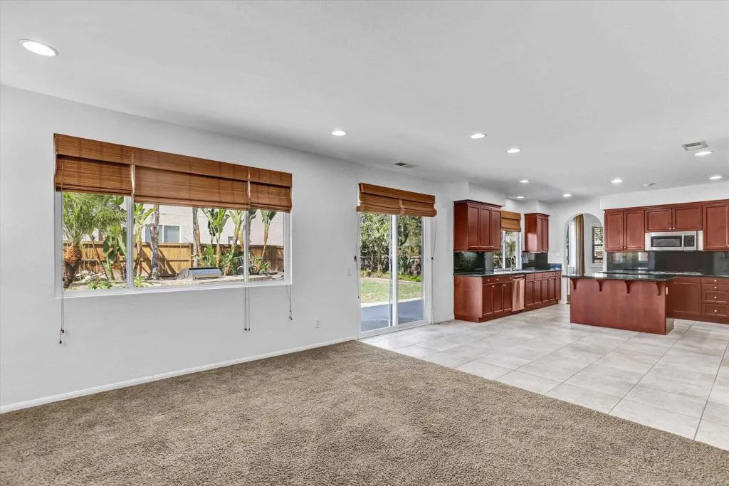 https://cdn.realtyfeed.com/cdn/127/307086101/d66f1a7cefd21878736e09c060749fa1.webp
