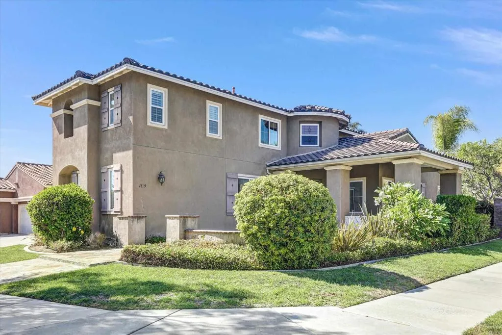 https://cdn.realtyfeed.com/cdn/127/307086101/fa847156fec301e47c8c81ca0aaa6aac.webp