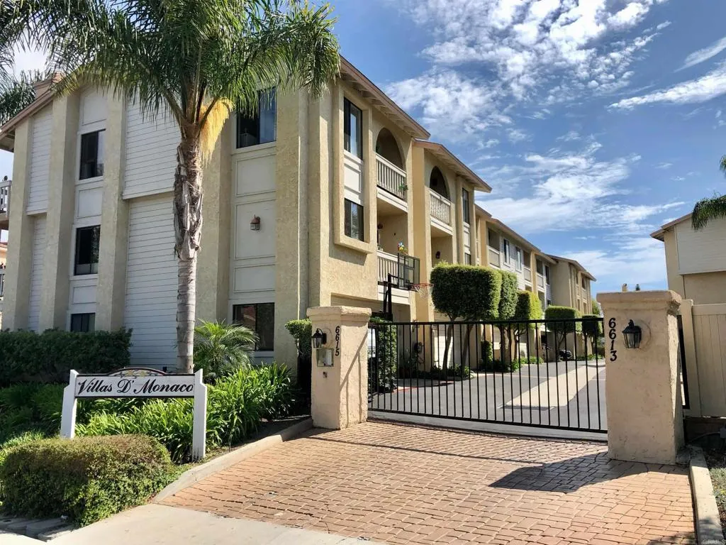 6615 Santa Isabel Street Unit D, Carlsbad, CA 92009 - Main photo, Carlsbad, CA