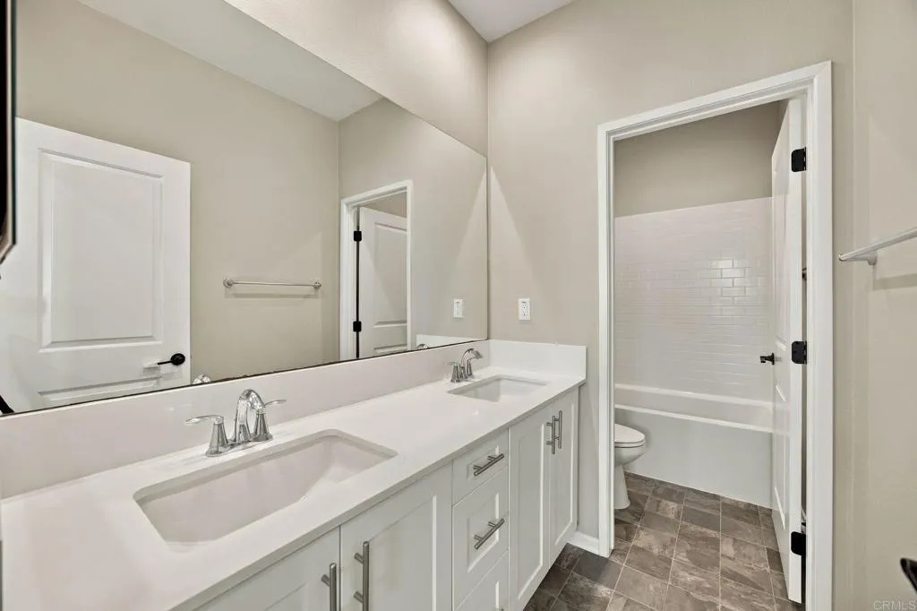 https://cdn.realtyfeed.com/cdn/127/307086113/0faacd5c215397c0f7d2530eeaedf117.webp
