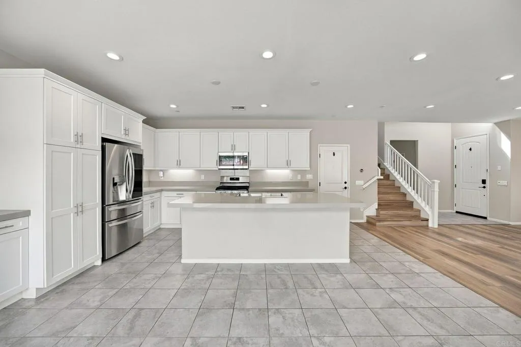 https://cdn.realtyfeed.com/cdn/127/307086113/5db28c53343d2566e32336be76b3bc9d.webp