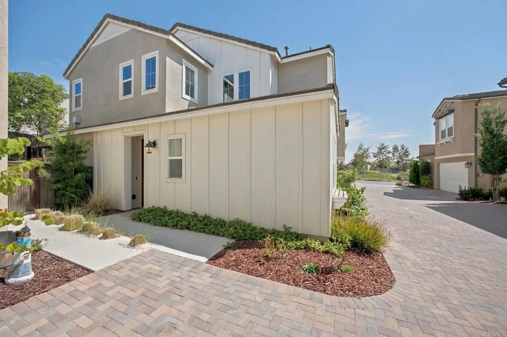https://cdn.realtyfeed.com/cdn/127/307086113/615967e85167d41cc3b2be3e6ac51d73.webp