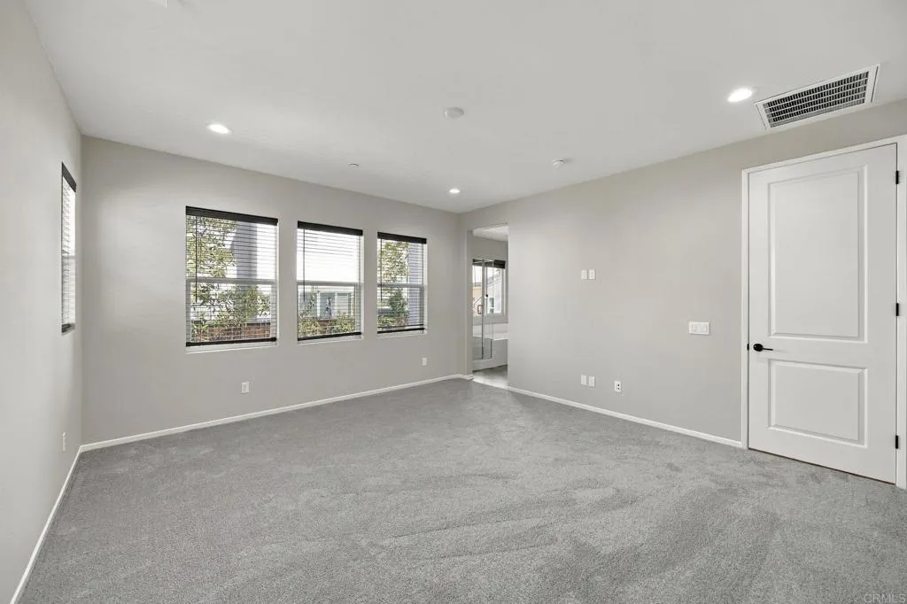 https://cdn.realtyfeed.com/cdn/127/307086113/a179f50b461850173b692f14dba53f57.webp