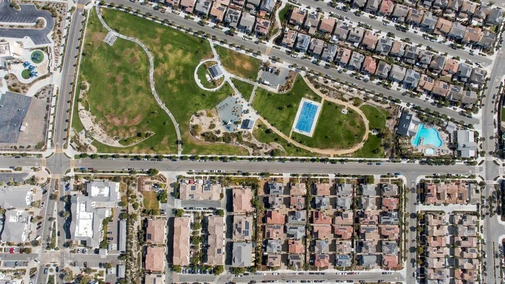 https://cdn.realtyfeed.com/cdn/127/307086113/e925d27d09e8368e1112faaa4b65be32.webp