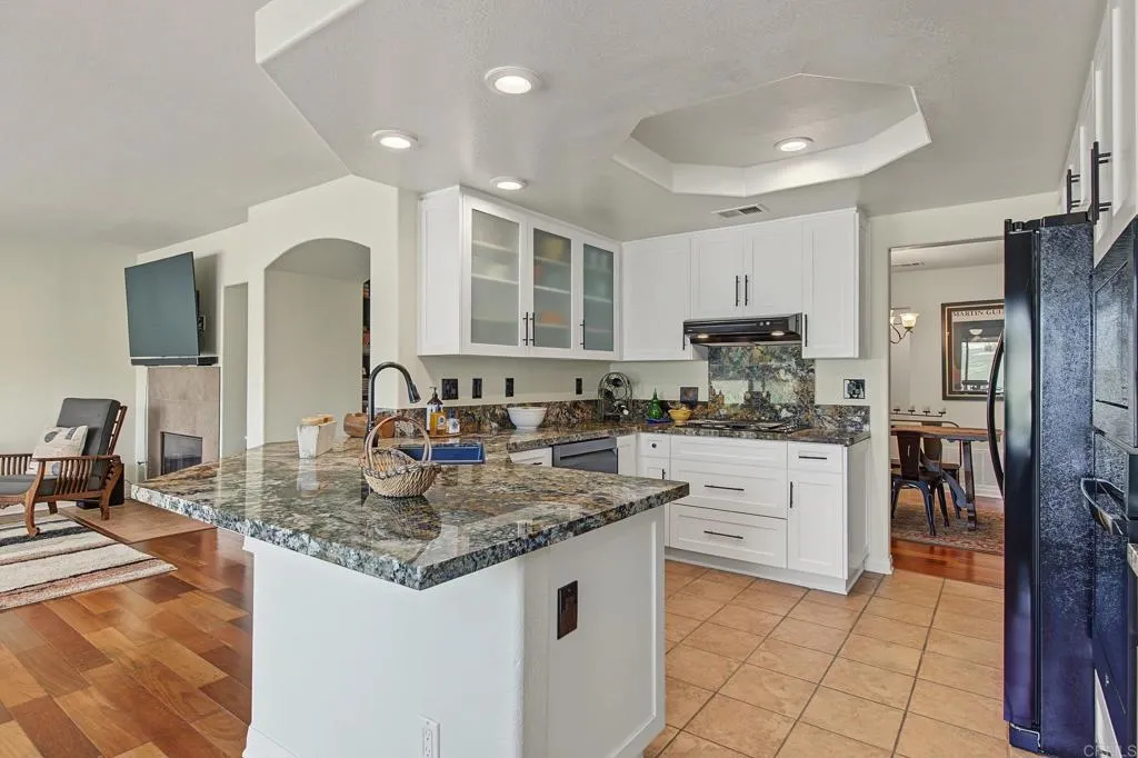 https://cdn.realtyfeed.com/cdn/127/307086151/0da04d853d4371f47a2e598799abd3ef.webp
