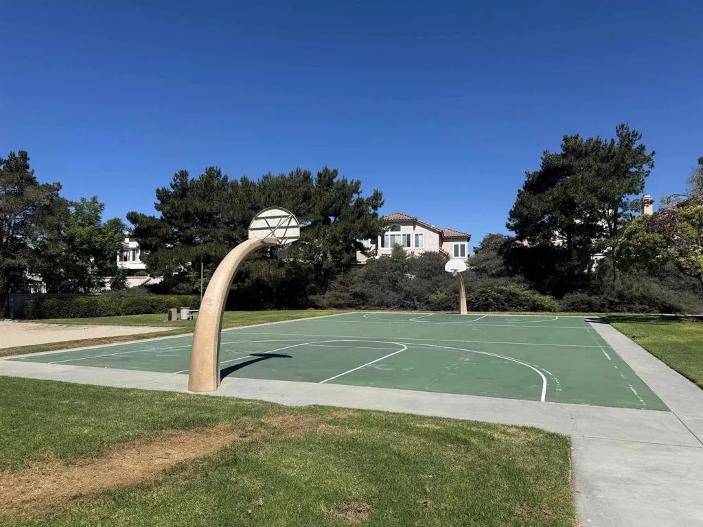 https://cdn.realtyfeed.com/cdn/127/307086151/2dd6aaa2dd46a3d10528b92dd1083bdb.webp