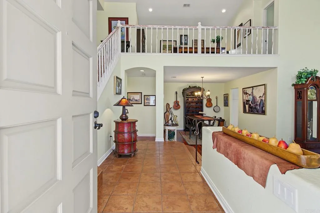 1048 Torrey Pines Road, Chula Vista, CA 91915 - Photo 5 of 44, Chula Vista, CA