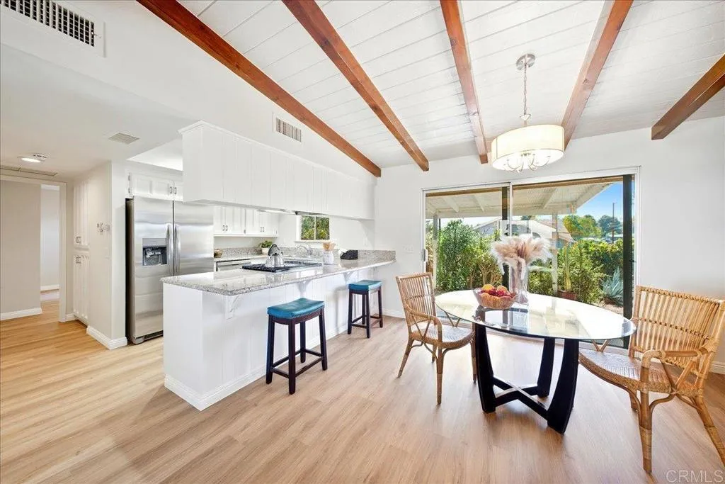 https://cdn.realtyfeed.com/cdn/127/307086163/24f35172d61b36f0e8a0997a0c7234f9.webp