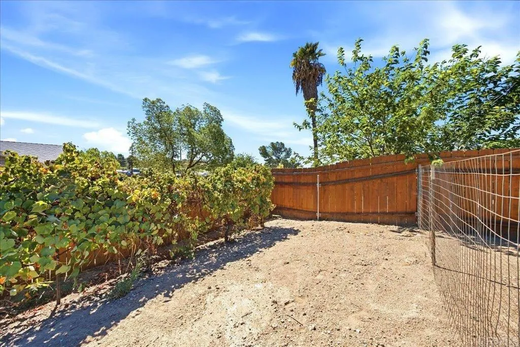 https://cdn.realtyfeed.com/cdn/127/307086163/69b7232aa8676a1e174b37d19b9bfb5c.webp