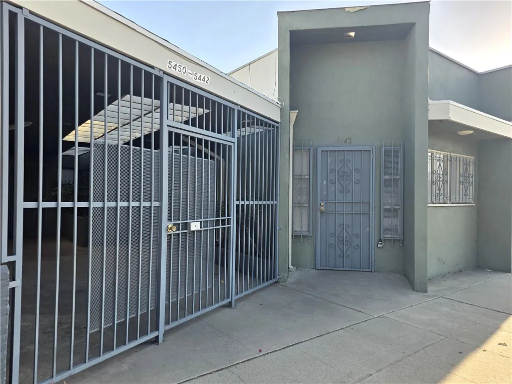 Los Angeles, CA 90022