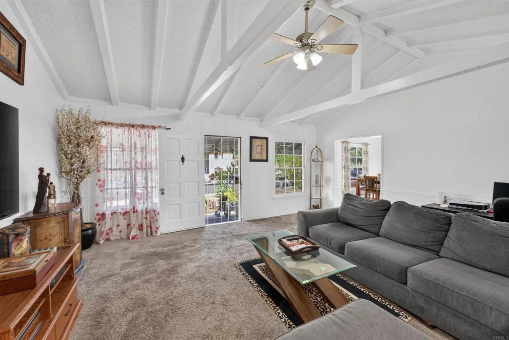 https://cdn.realtyfeed.com/cdn/127/307086225/3936849b29709d395907abe6192e8c41.webp