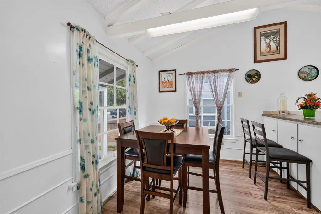 https://cdn.realtyfeed.com/cdn/127/307086225/bc7326a23518df80be014086ce60d119.webp