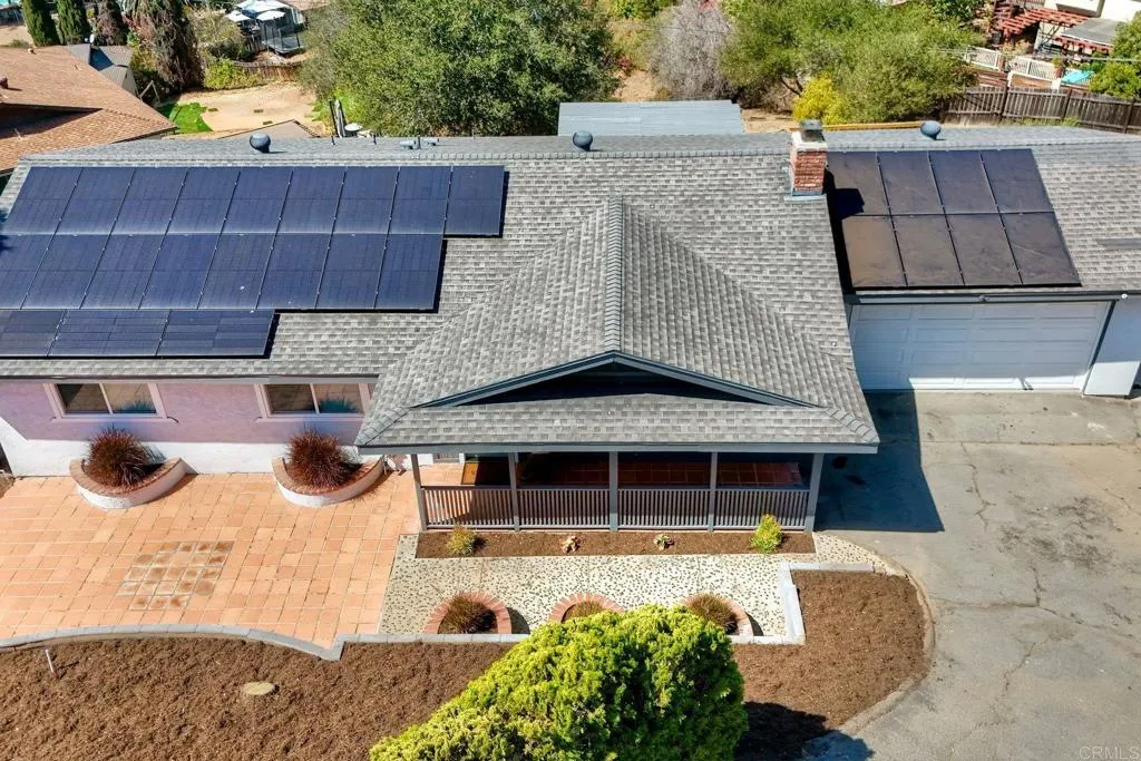 https://cdn.realtyfeed.com/cdn/127/307086259/722ad9bb1cb62a918c859fa545541bfe.webp