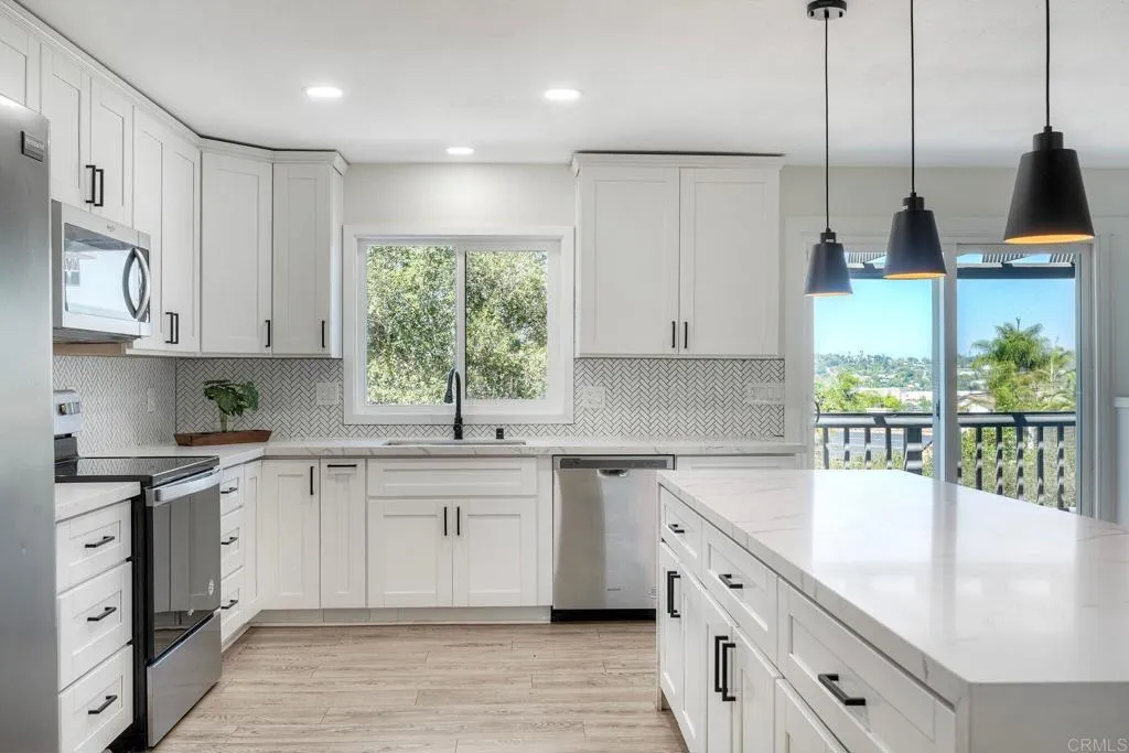 https://cdn.realtyfeed.com/cdn/127/307086259/72ef8c03d588fddc8715fbf32b458381.webp