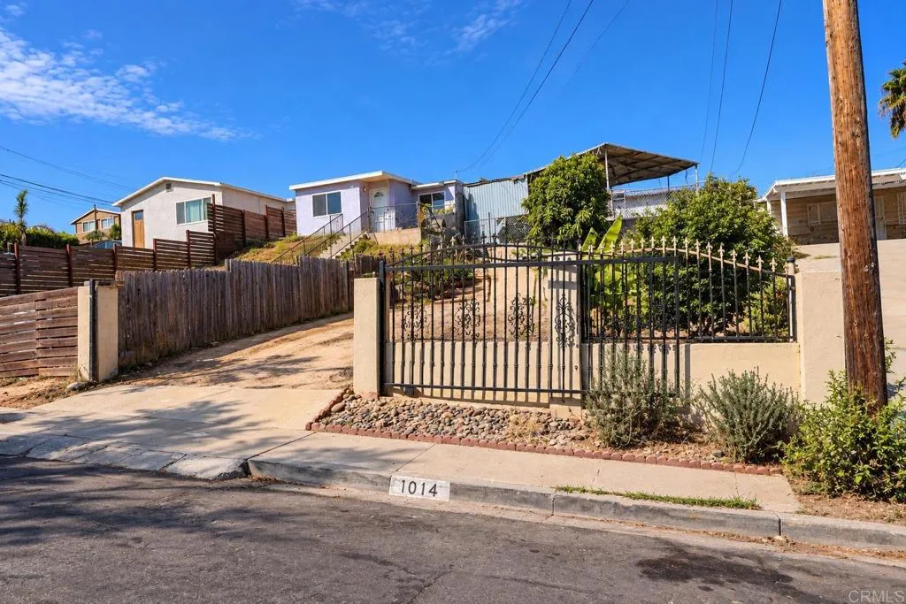 https://cdn.realtyfeed.com/cdn/127/307086278/f9e12e147559e8507830bddaeb494201.webp