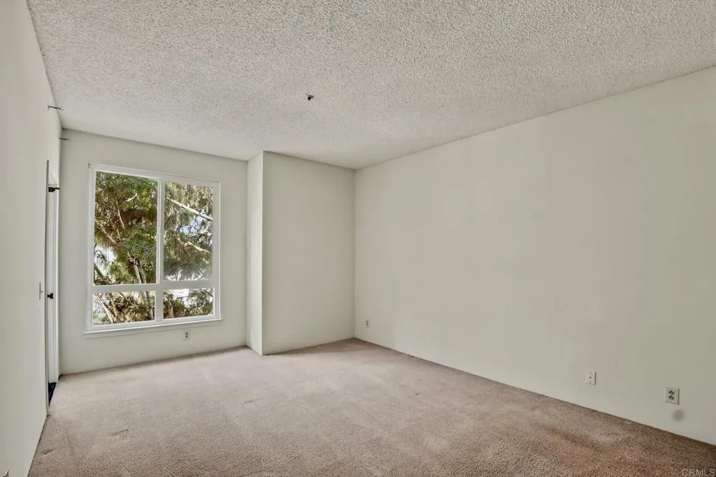 https://cdn.realtyfeed.com/cdn/127/307086287/575e920d30f37ac9e422046058be2e4e.webp