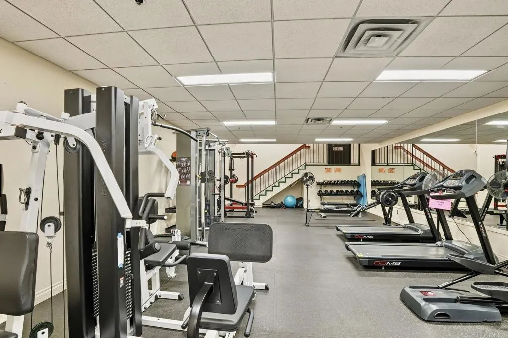 https://cdn.realtyfeed.com/cdn/127/307086287/772dc8006463934f286a24cf4c8a1fba.webp