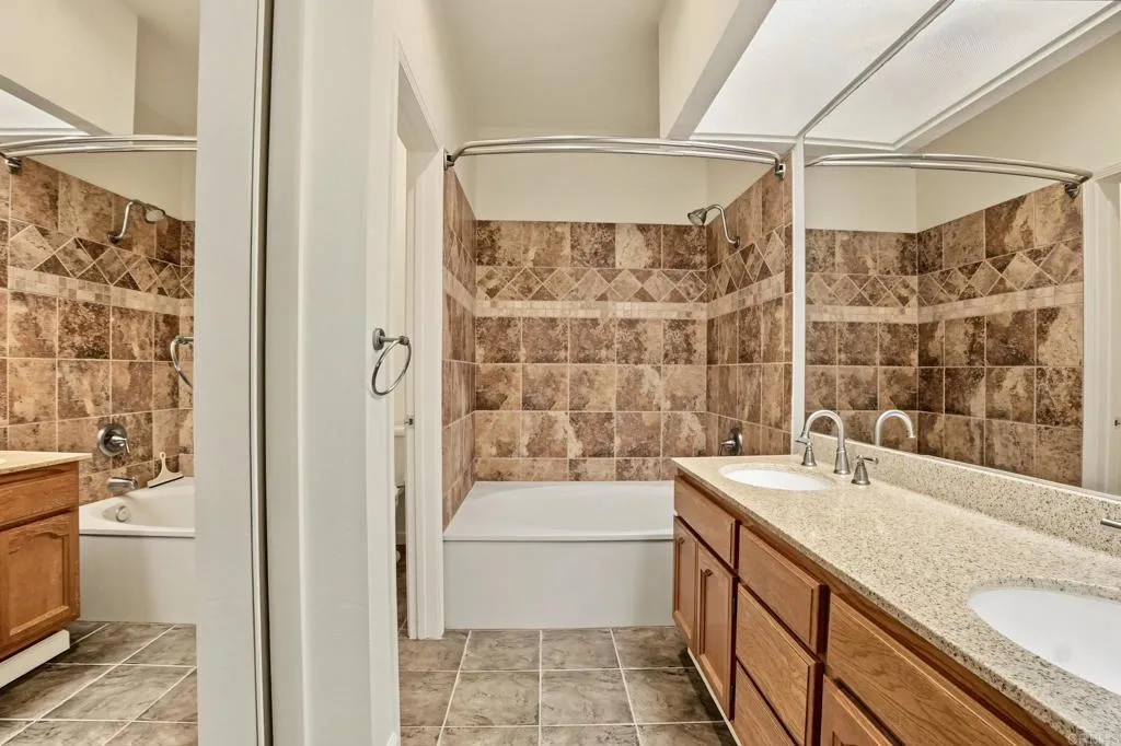 https://cdn.realtyfeed.com/cdn/127/307086287/aef2060aa1cdff24d5bd58080ec4ad03.webp