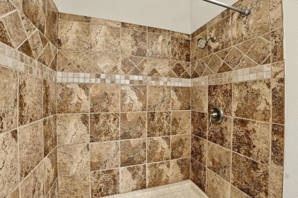 https://cdn.realtyfeed.com/cdn/127/307086287/c55583f2efaad7c942033a3086086219.webp