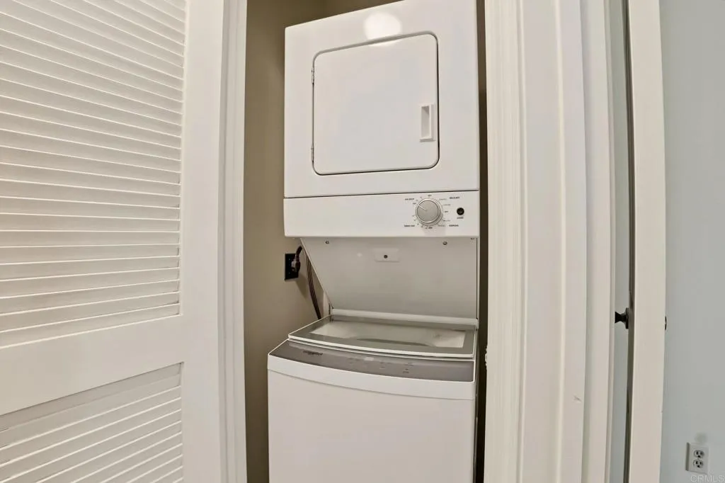 https://cdn.realtyfeed.com/cdn/127/307086287/fa076a5e77309fc5683acb298620dab0.webp