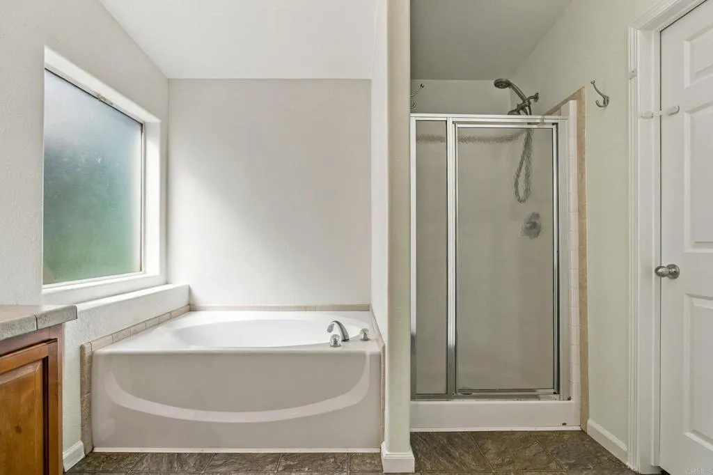 https://cdn.realtyfeed.com/cdn/127/307086340/3f31b783d35a8073c6657693bd1aa598.webp