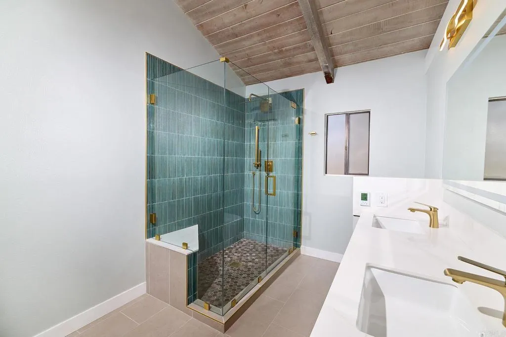 https://cdn.realtyfeed.com/cdn/127/307086349/f5b639f33163a355e802ab892af06e52.webp