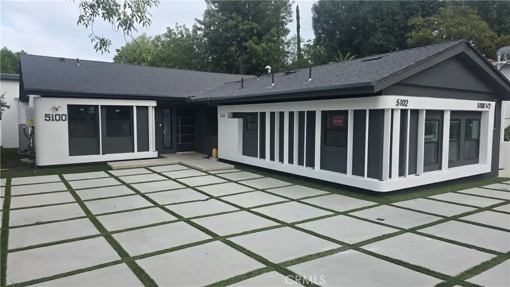 Woodland Hills, CA 91364