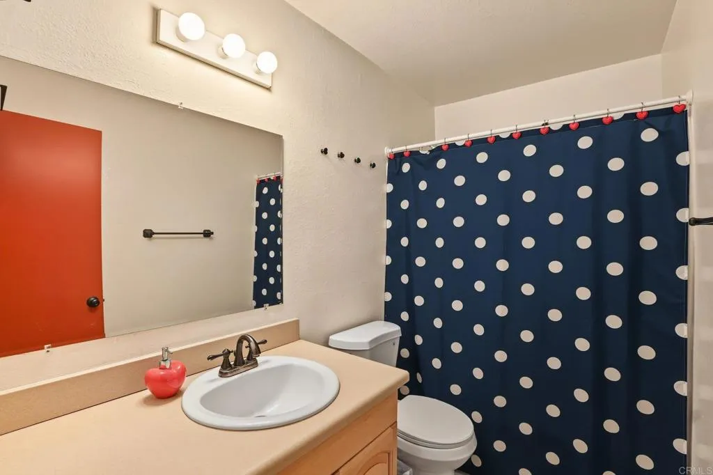 https://cdn.realtyfeed.com/cdn/127/307086453/4cab0c13bbe36d8bc9ee0674b8074afa.webp