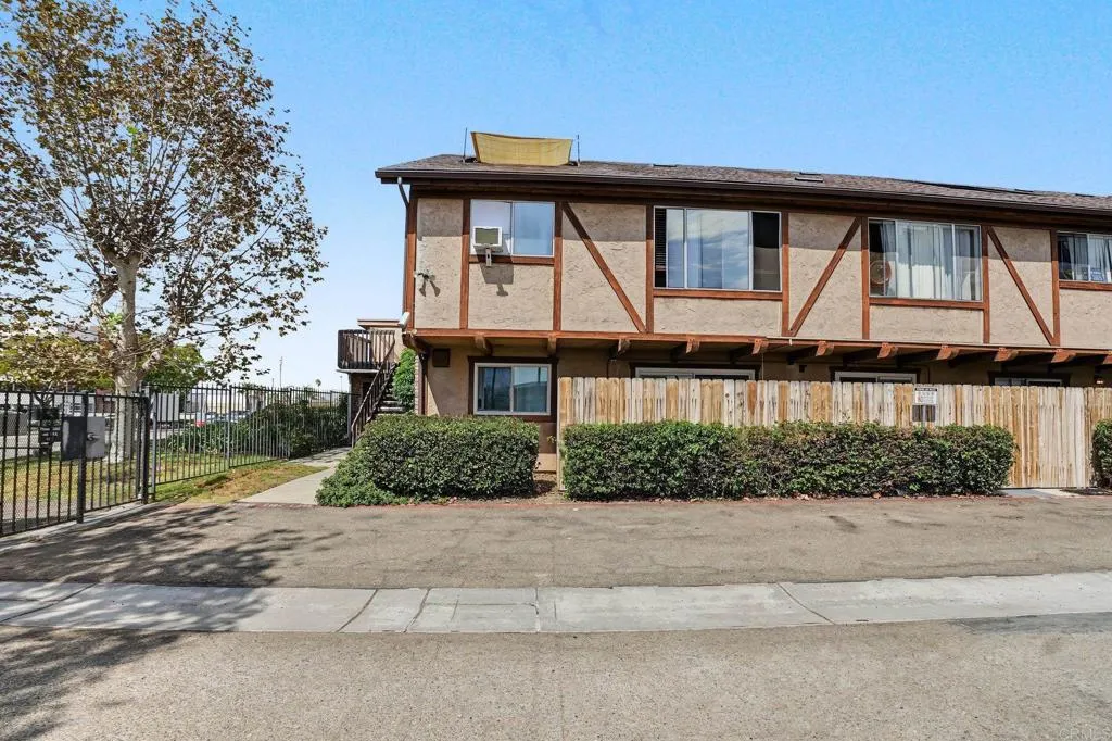 https://cdn.realtyfeed.com/cdn/127/307086453/6ec932db048fdfe1ea33cf84b417b30e.webp