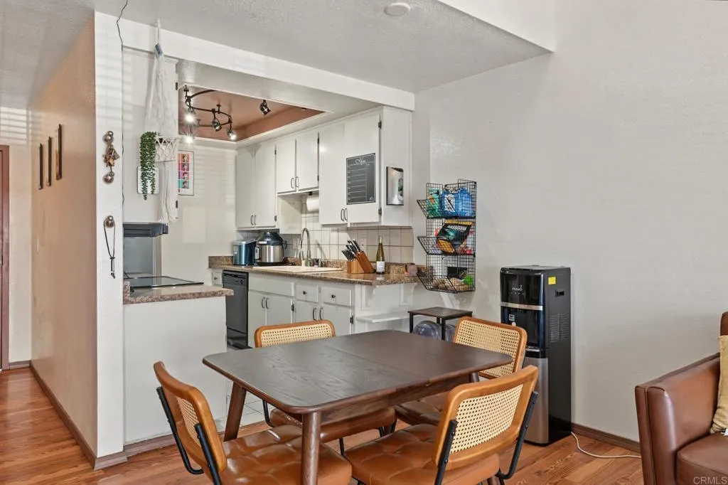 https://cdn.realtyfeed.com/cdn/127/307086453/a76b8acec90475c305021ee6d63f2a75.webp