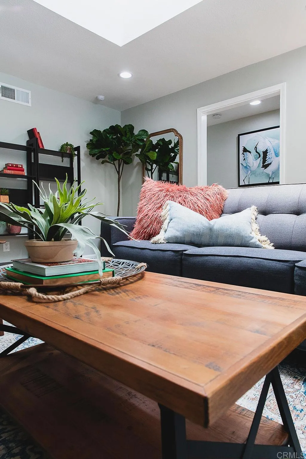 https://cdn.realtyfeed.com/cdn/127/307086571/28a84208b63bb994263890d5d06ebbde.webp