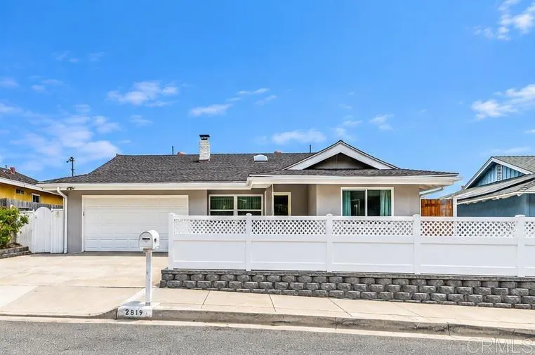 https://cdn.realtyfeed.com/cdn/127/307086571/3e1999469d6b8d18bbed97bfd7833504.webp