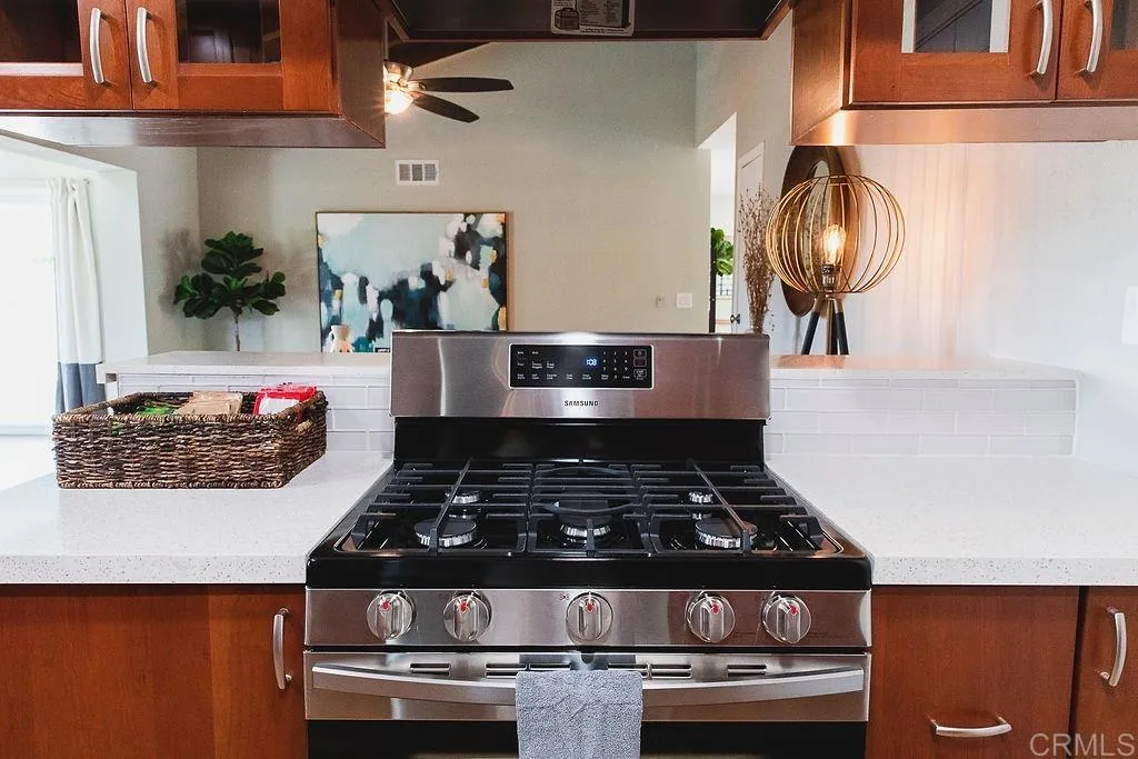 https://cdn.realtyfeed.com/cdn/127/307086571/4c7f8f0ef4c4e97ef1abb167d9a22001.webp