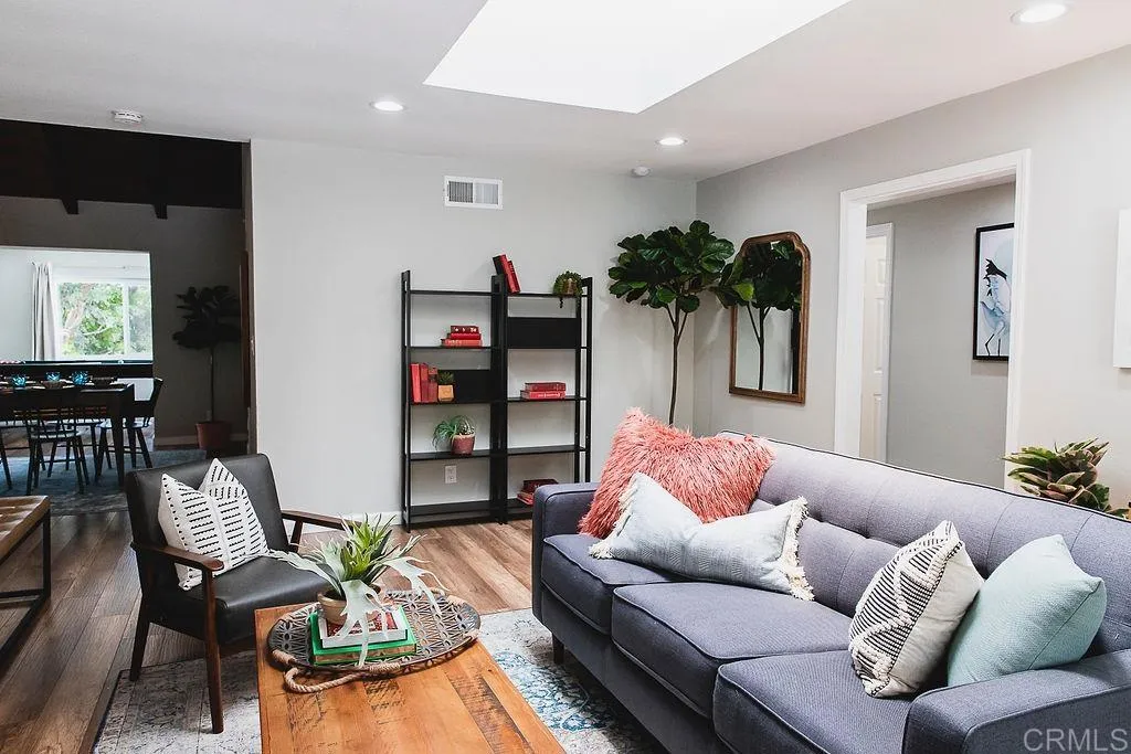 https://cdn.realtyfeed.com/cdn/127/307086571/7e558a0e03f60a3a08c5d91dece012b8.webp