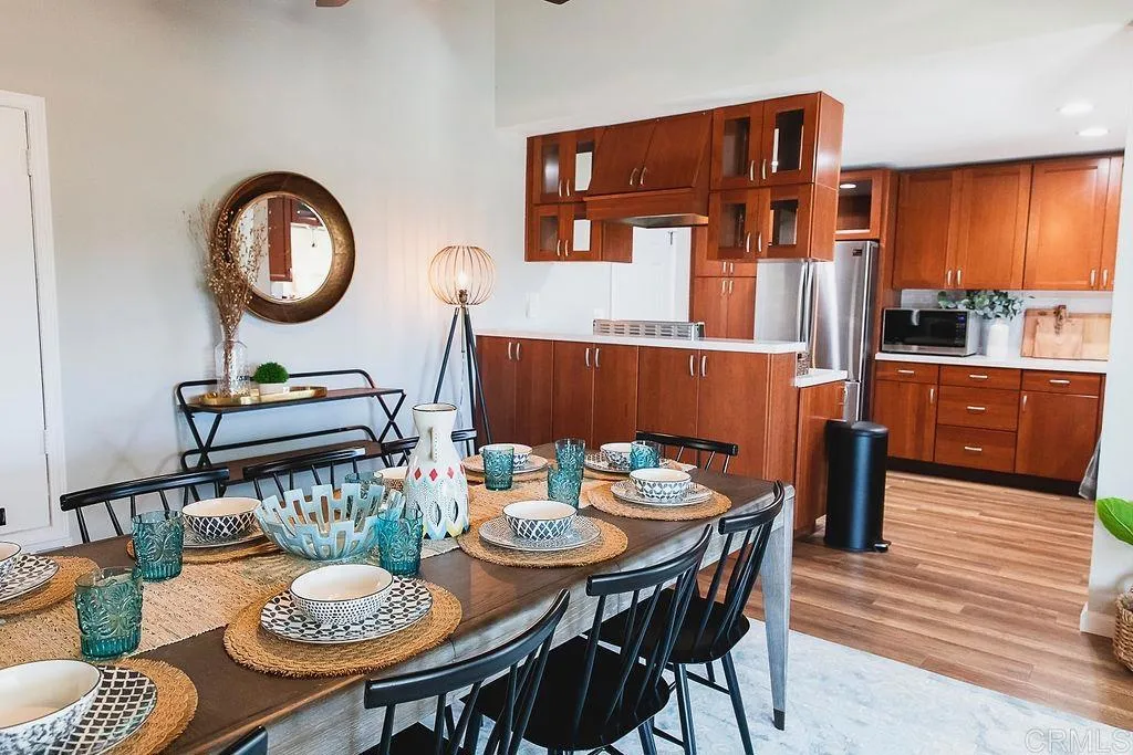 https://cdn.realtyfeed.com/cdn/127/307086571/99eb62a081862ed3568ee6a1641bbb57.webp