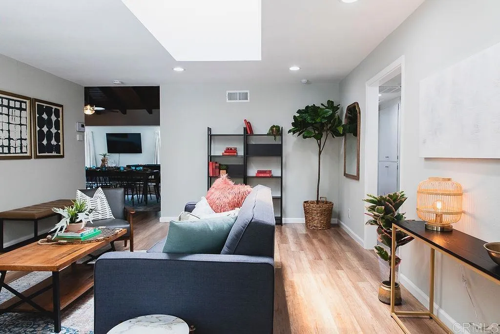 https://cdn.realtyfeed.com/cdn/127/307086571/bd458b4906a5b9539ed75e30cbef9854.webp