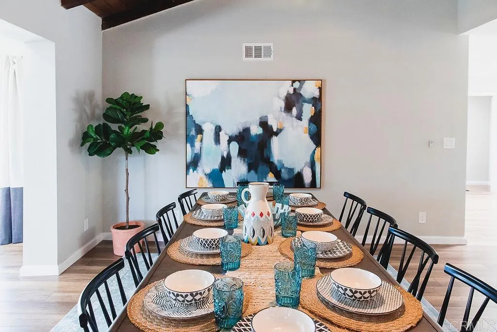 https://cdn.realtyfeed.com/cdn/127/307086571/eae30132abeff2bef682be9491e3cb5f.webp