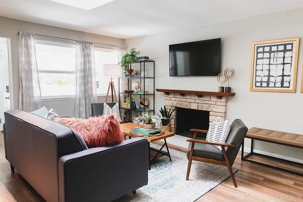 https://cdn.realtyfeed.com/cdn/127/307086571/edb21fd20a3898aa26674844505f07cb.webp