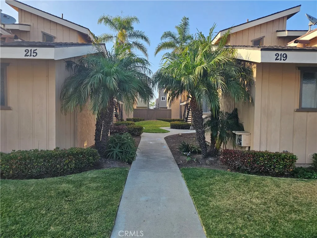 Huntington Beach, CA 92648