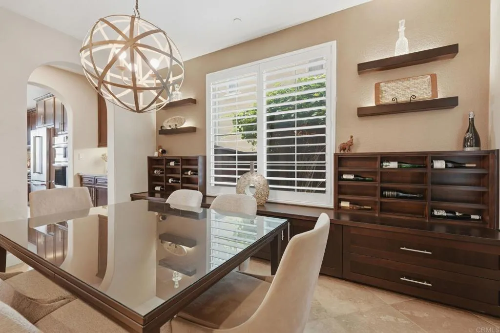 https://cdn.realtyfeed.com/cdn/127/307086598/0593ac616b04cc8d124020e4829b86c0.webp