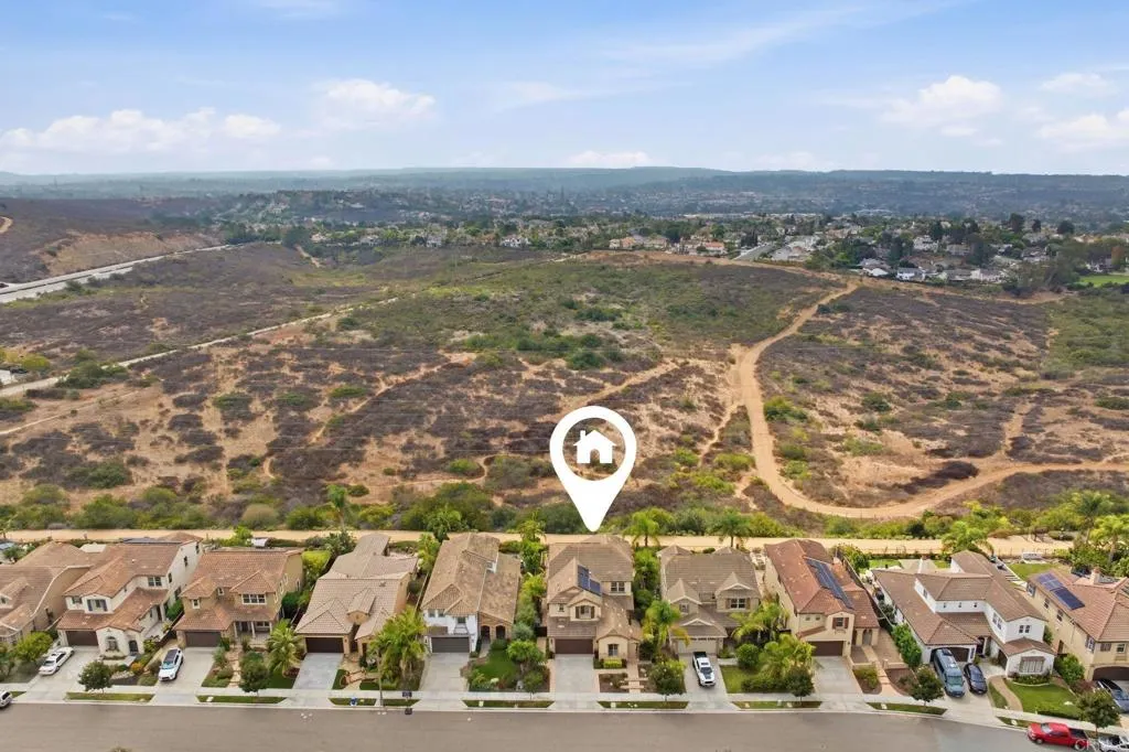 https://cdn.realtyfeed.com/cdn/127/307086598/51cf813c2e591e54584f9a8ea2b14f19.webp