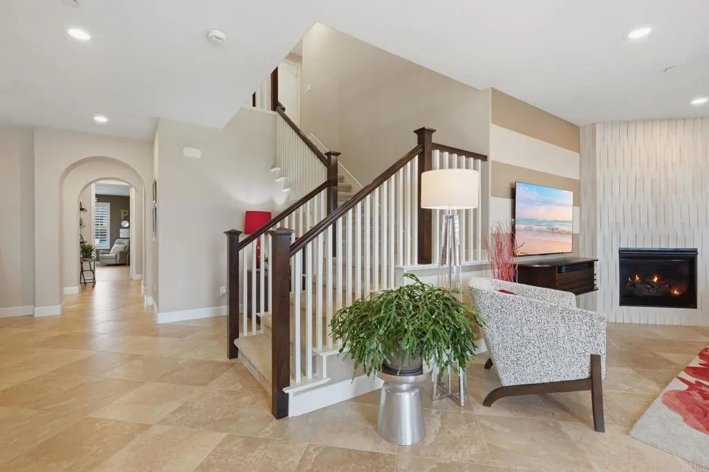 https://cdn.realtyfeed.com/cdn/127/307086598/97d7b2025c91f2f025e963cd354d136a.webp