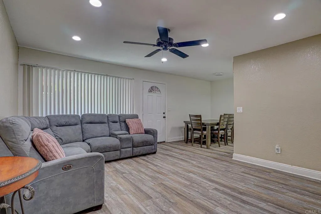 https://cdn.realtyfeed.com/cdn/127/307086648/23adf75975789d925ff9361079df4225.webp