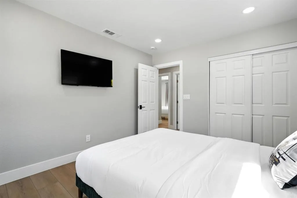https://cdn.realtyfeed.com/cdn/127/307086702/6971e9734035097b0602d6b3186400dd.webp