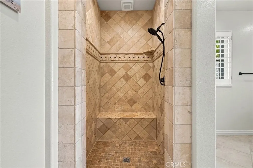 https://cdn.realtyfeed.com/cdn/127/307086709/6167728f91c8f34c81204d0e030219ea.webp