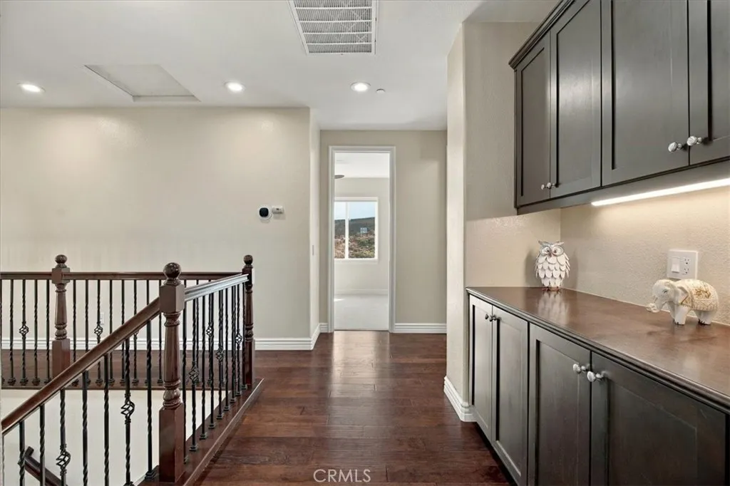 https://cdn.realtyfeed.com/cdn/127/307086709/9c5ab688b7830fb67592a4000d5a161a.webp
