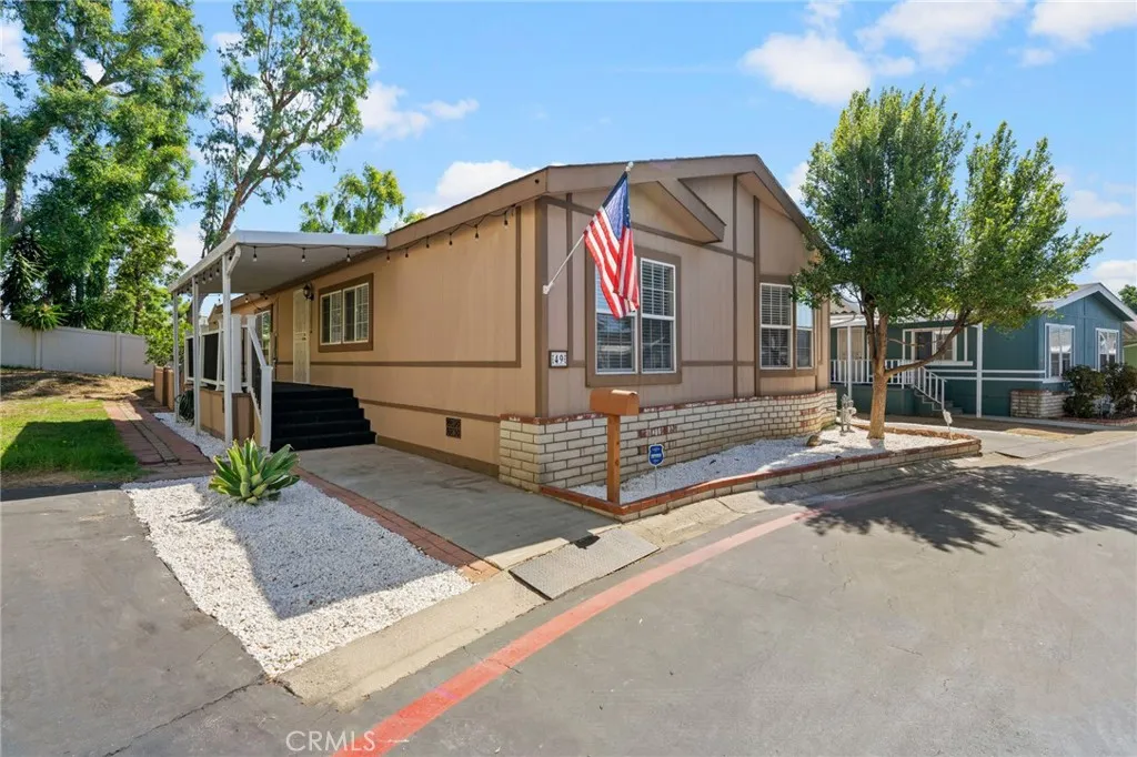 Anaheim Hills, CA 92807